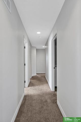 19758 Weir Street, Omaha, NE 68135