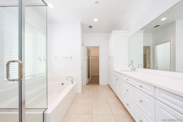 1022 18Th St, San Diego, CA 92154