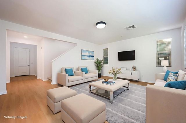 1022 18Th St, San Diego, CA 92154