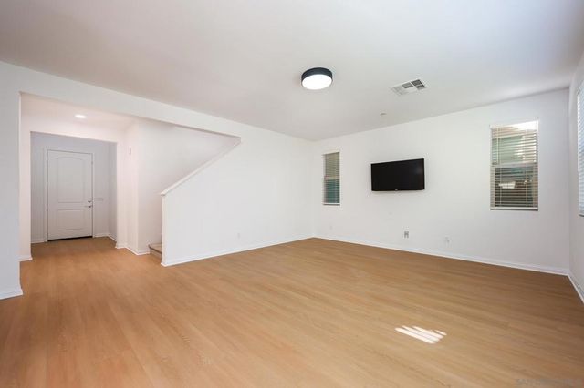 1022 18Th St, San Diego, CA 92154