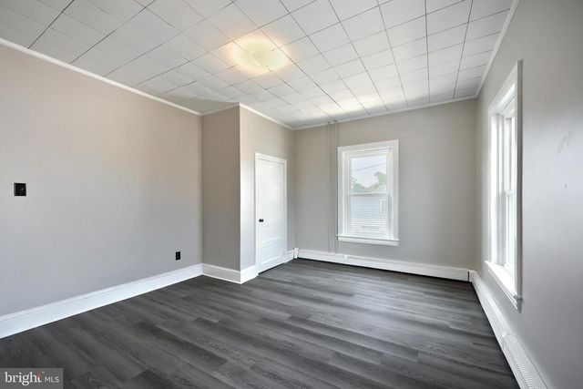 5 N 2ND ST, Mount Wolf, PA 17347