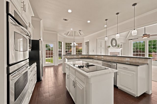 1601 Greenhill Court, Keller, TX 76248