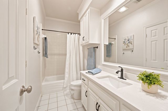 1601 Greenhill Court, Keller, TX 76248