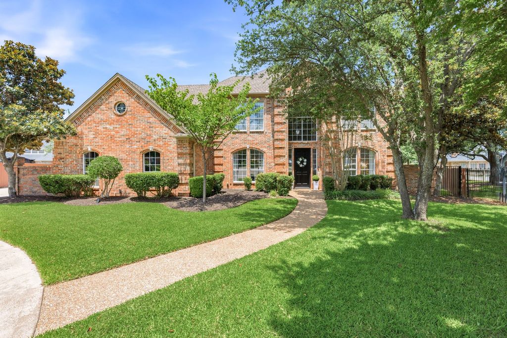 1601 Greenhill Court, Keller, TX 76248