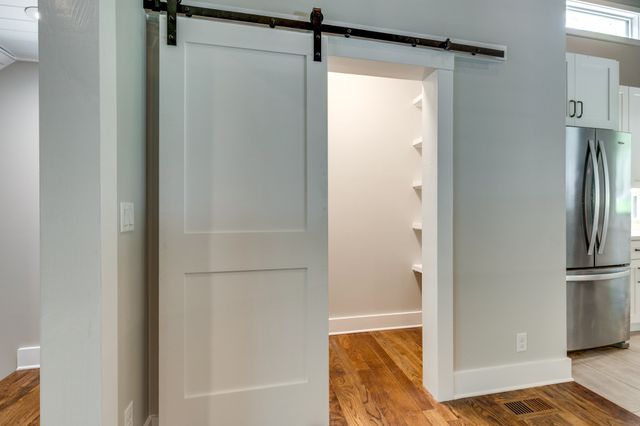 1095 Overlook Trl, Kingston Springs, TN 37082