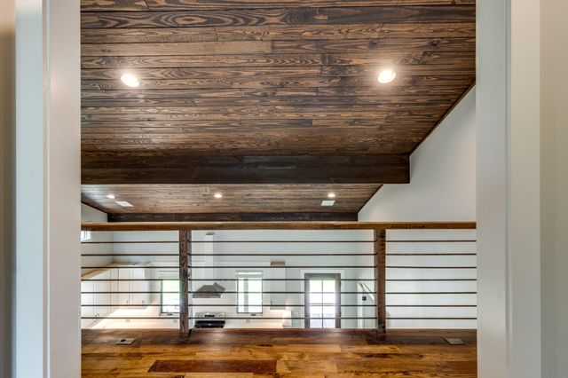 1095 Overlook Trl, Kingston Springs, TN 37082