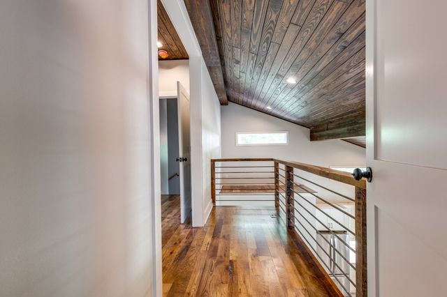 1095 Overlook Trl, Kingston Springs, TN 37082
