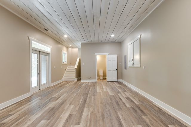1095 Overlook Trl, Kingston Springs, TN 37082