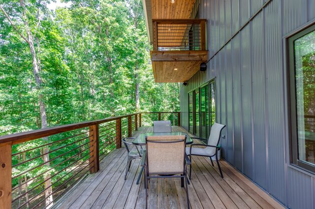 1095 Overlook Trl, Kingston Springs, TN 37082