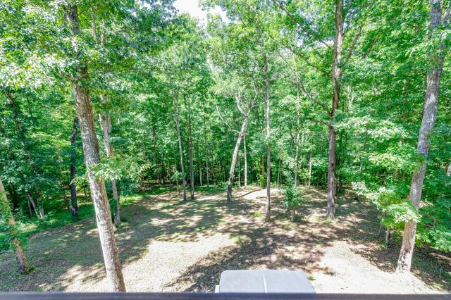 1095 Overlook Trl, Kingston Springs, TN 37082
