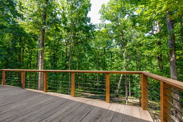 1095 Overlook Trl, Kingston Springs, TN 37082
