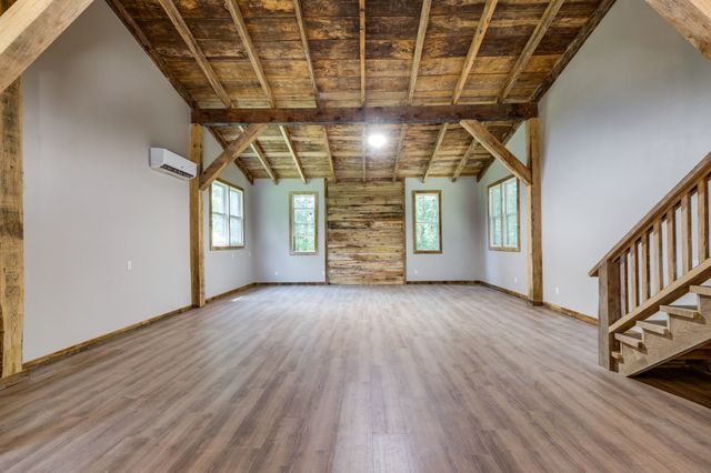 1095 Overlook Trl, Kingston Springs, TN 37082