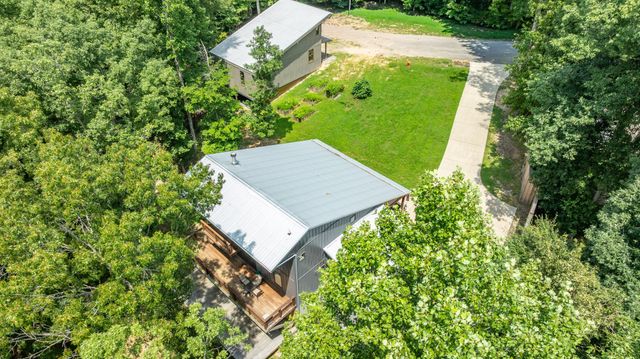 1095 Overlook Trl, Kingston Springs, TN 37082