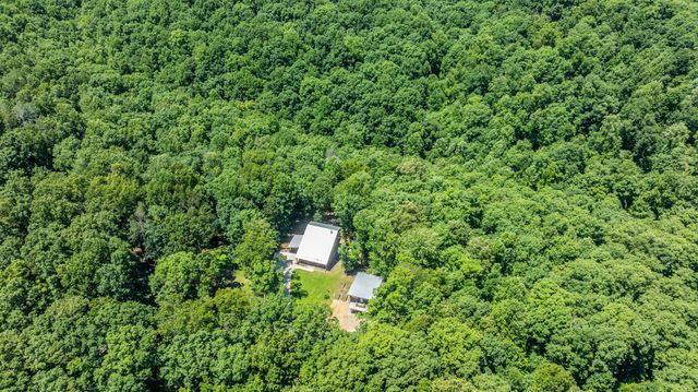 1095 Overlook Trl, Kingston Springs, TN 37082