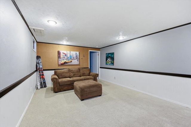 5721 S Moran Dr, Spokane, WA 99223