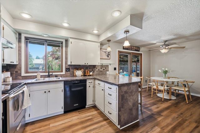5721 S Moran Dr, Spokane, WA 99223