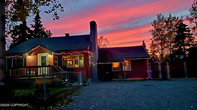 3206 Greenland Drive, Anchorage, AK 99517