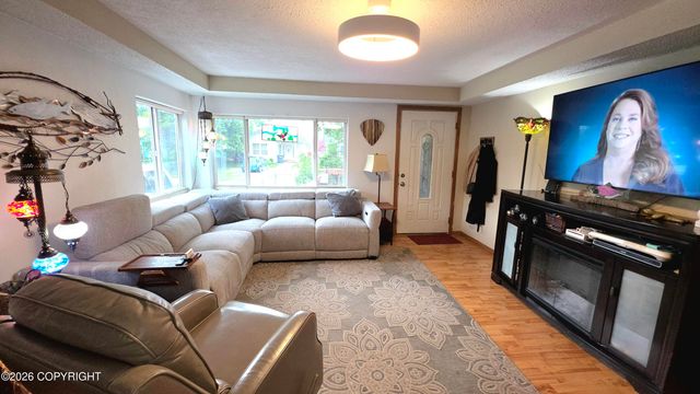 3206 Greenland Drive, Anchorage, AK 99517