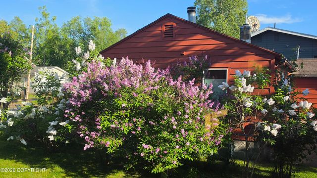 3206 Greenland Drive, Anchorage, AK 99517