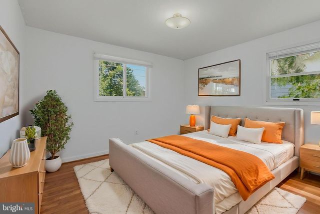 5115 BRENTFORD DR, Rockville, MD 20852