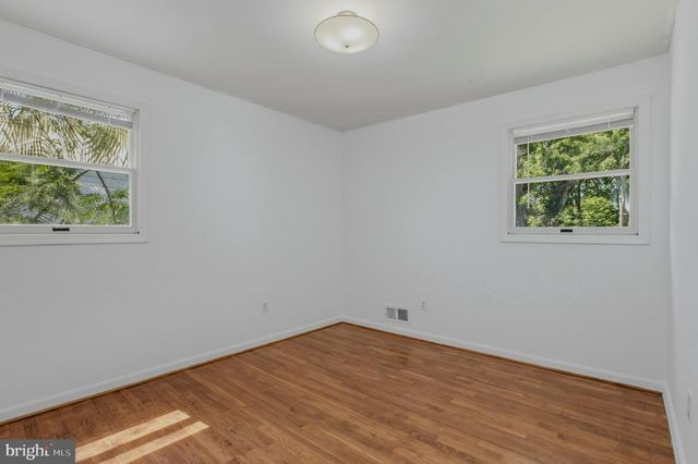 5115 BRENTFORD DR, Rockville, MD 20852