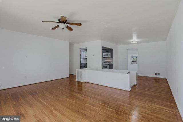 5115 BRENTFORD DR, Rockville, MD 20852