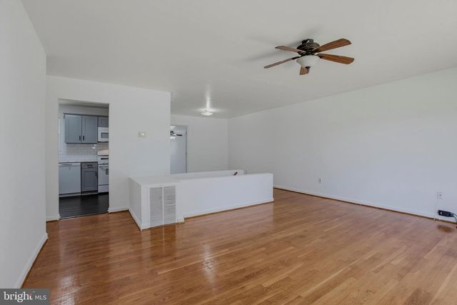 5115 BRENTFORD DR, Rockville, MD 20852