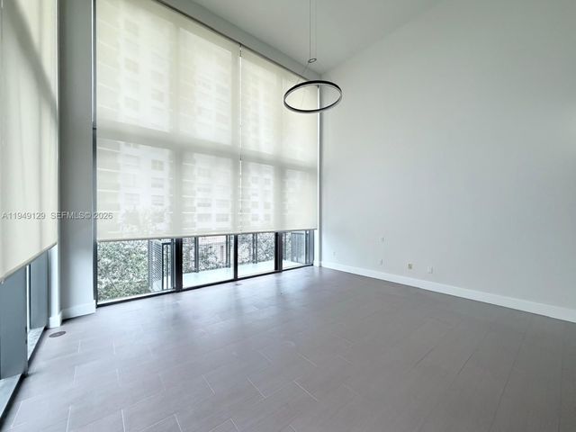 6000 Collins Ave 501, Miami Beach, FL 33140