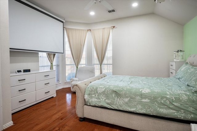 7906 Munich Drive, Rowlett, TX 75089
