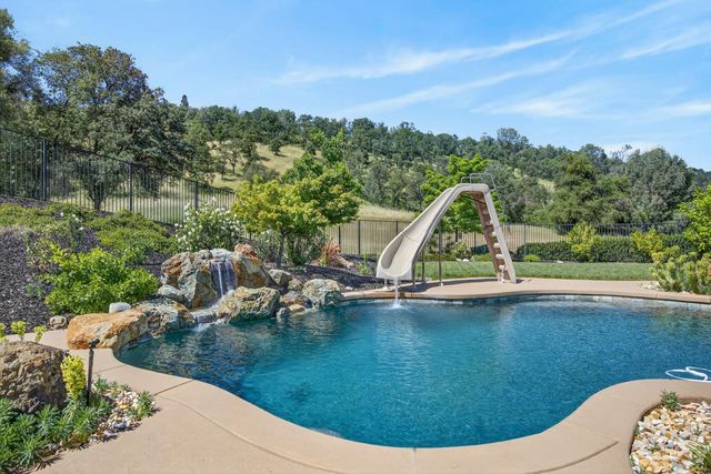 1940 Vista Cielo, Newcastle, CA 95658