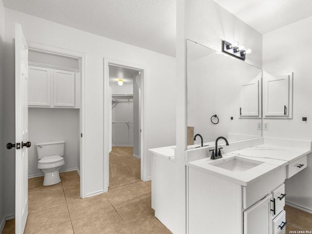 2606 ASHTON VILLAGE DR, San Antonio, TX 78248