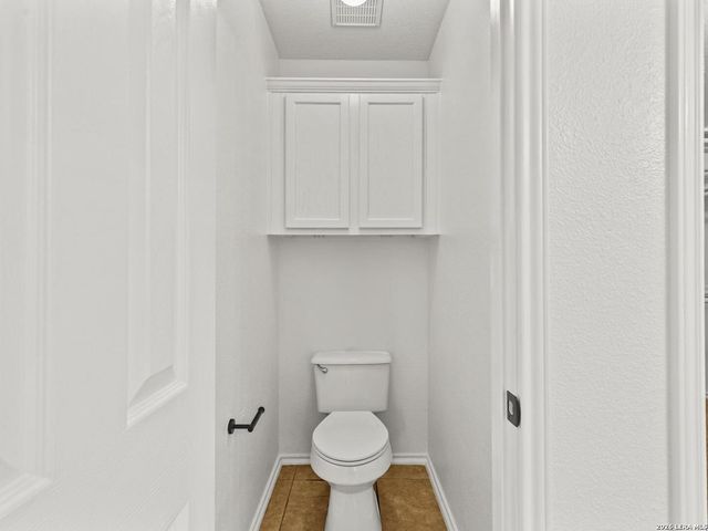 2606 ASHTON VILLAGE DR, San Antonio, TX 78248