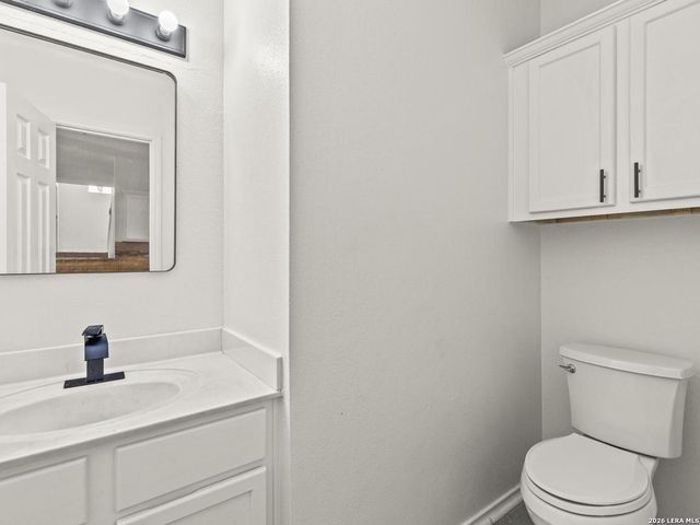 2606 ASHTON VILLAGE DR, San Antonio, TX 78248