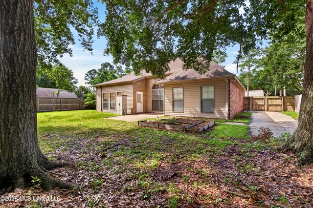 63723 N Diamondhead Drive, Diamondhead, MS 39525