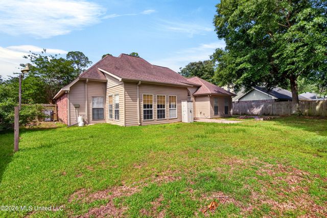 63723 N Diamondhead Drive, Diamondhead, MS 39525
