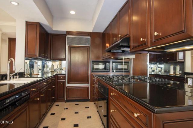 497 E California Boulevard 200, Pasadena, CA 91106