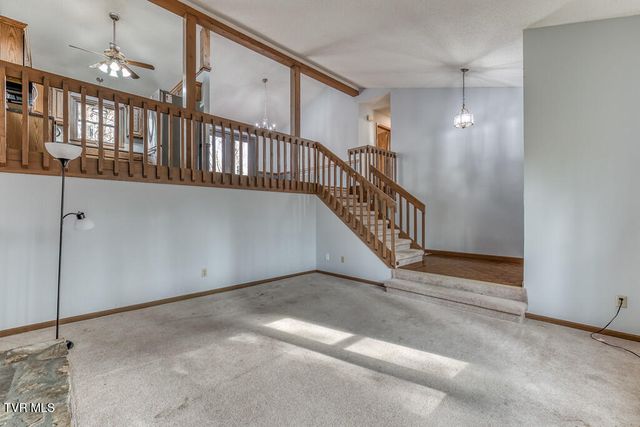 2201 Nantucket Road, Johnson City, TN 37604