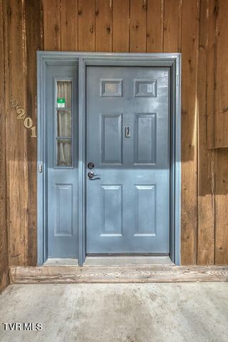 2201 Nantucket Road, Johnson City, TN 37604