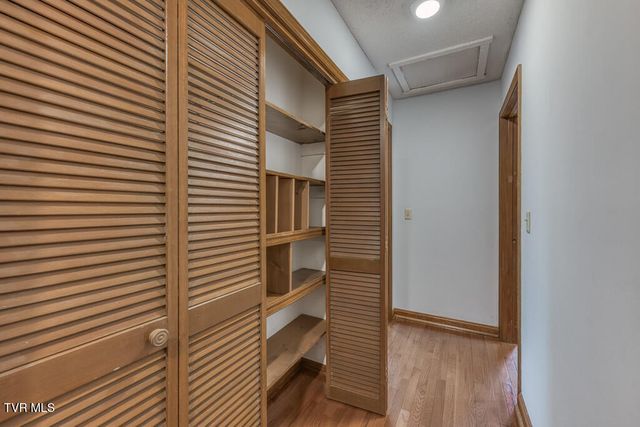 2201 Nantucket Road, Johnson City, TN 37604