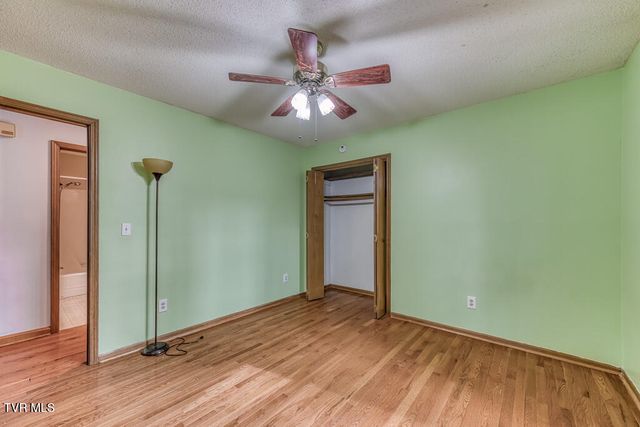 2201 Nantucket Road, Johnson City, TN 37604