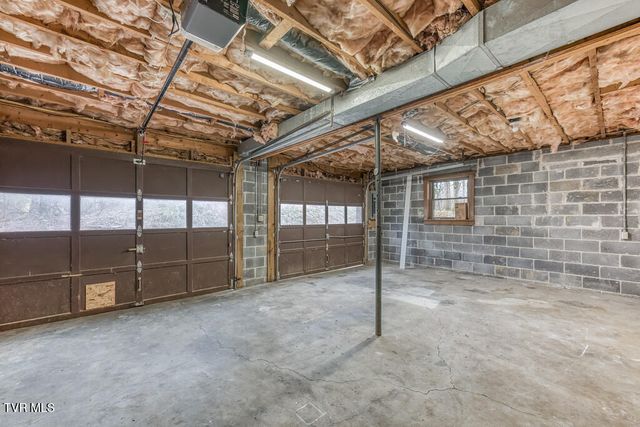 2201 Nantucket Road, Johnson City, TN 37604