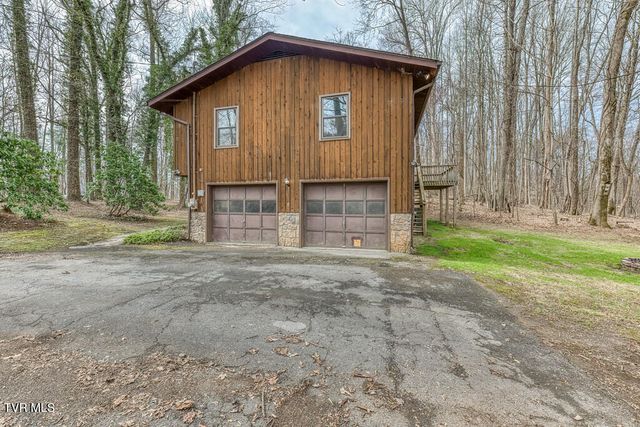 2201 Nantucket Road, Johnson City, TN 37604