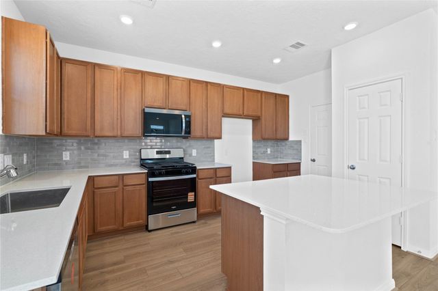 1630 Vista Luna Drive, Texas City, TX 77591