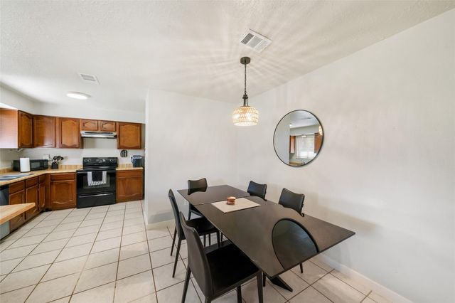 5850 Fallengate Drive, Spring, TX 77373