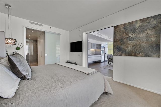 3722 Las Vegas Boulevard 2606, Las Vegas, NV 89158