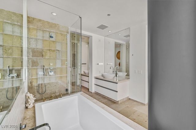 3722 Las Vegas Boulevard 2606, Las Vegas, NV 89158