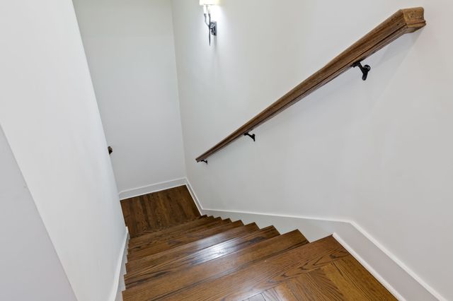 519 Chesterfield Ave Apt 2, Nashville, TN 37212
