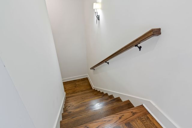 519 Chesterfield Ave Apt 2, Nashville, TN 37212