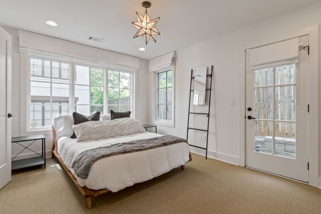 519 Chesterfield Ave Apt 2, Nashville, TN 37212