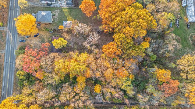 321 E Bertrand Road, Niles, MI 49120